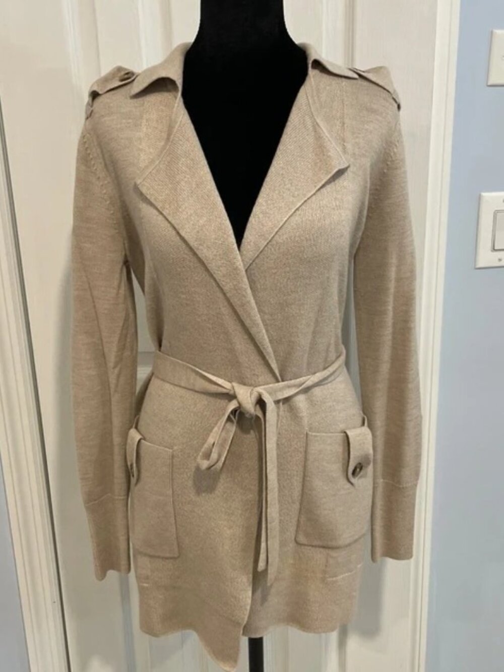 Banana Republic Women’s Beige Belted Long Cardigan XXS